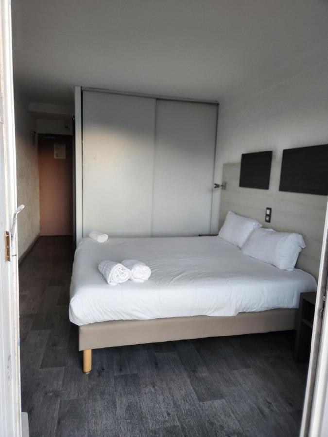 Logis Hotel Restaurant Les Charmettes Argelès-sur-Mer Esterno foto
