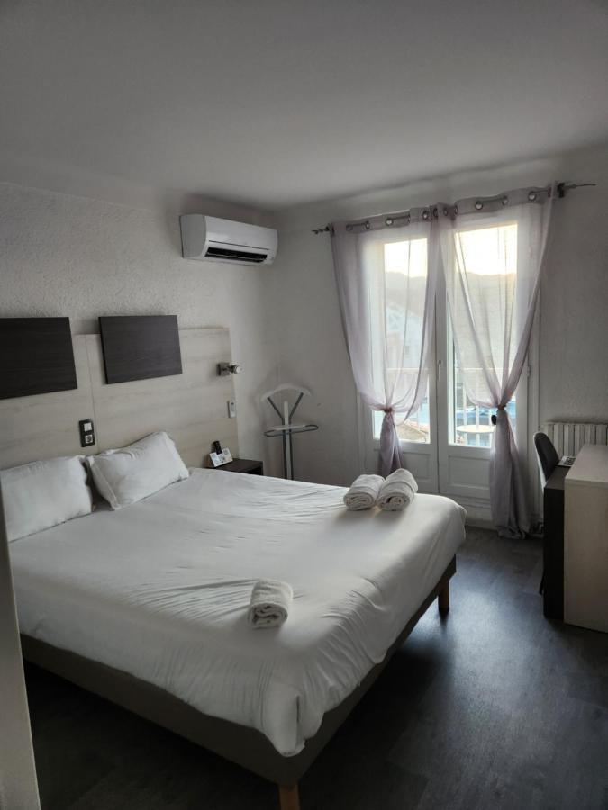Logis Hotel Restaurant Les Charmettes Argelès-sur-Mer Esterno foto